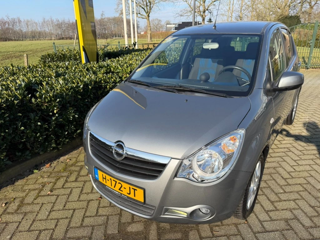Hoofdafbeelding Opel Agila