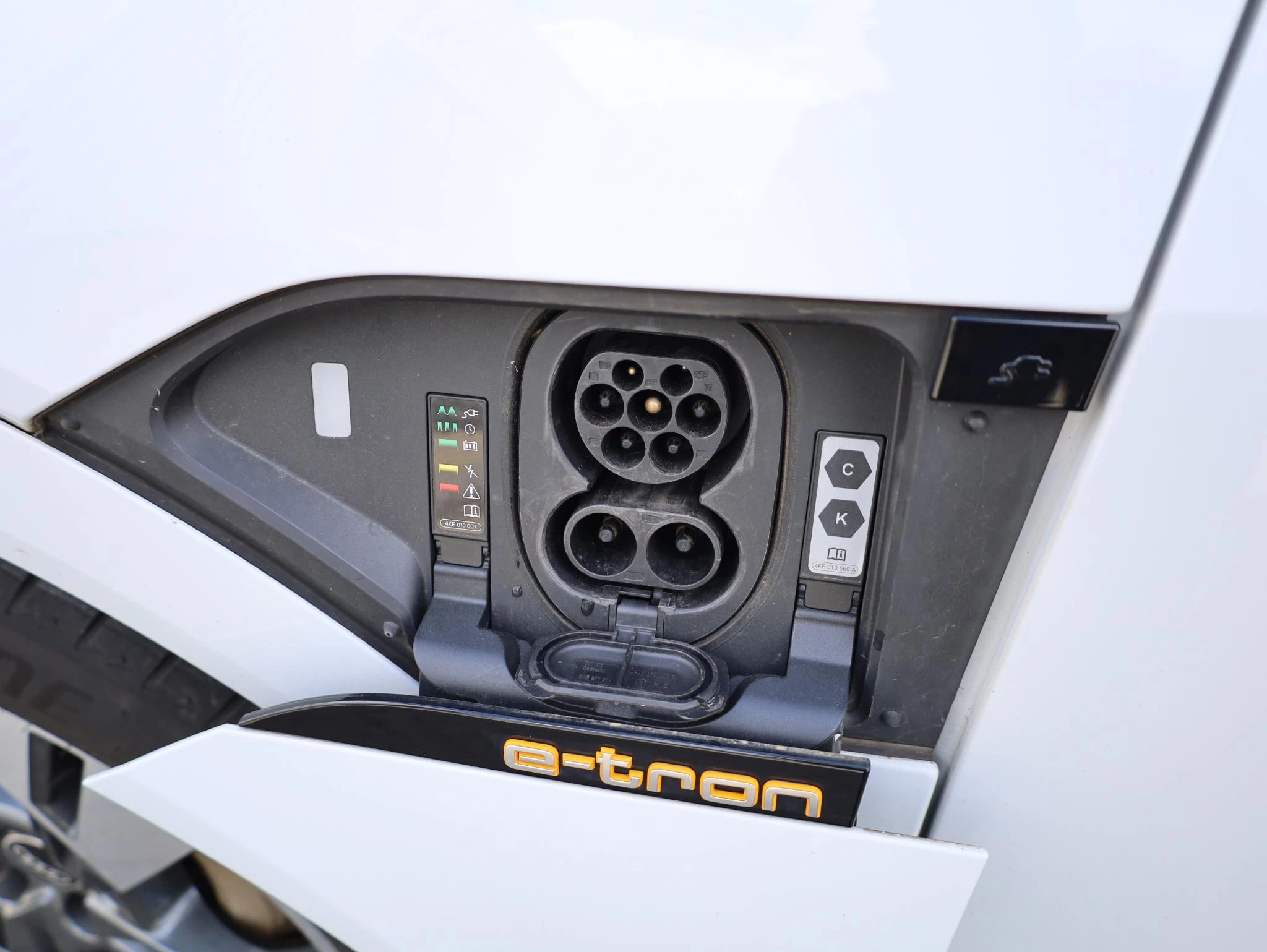 Hoofdafbeelding Audi e-tron