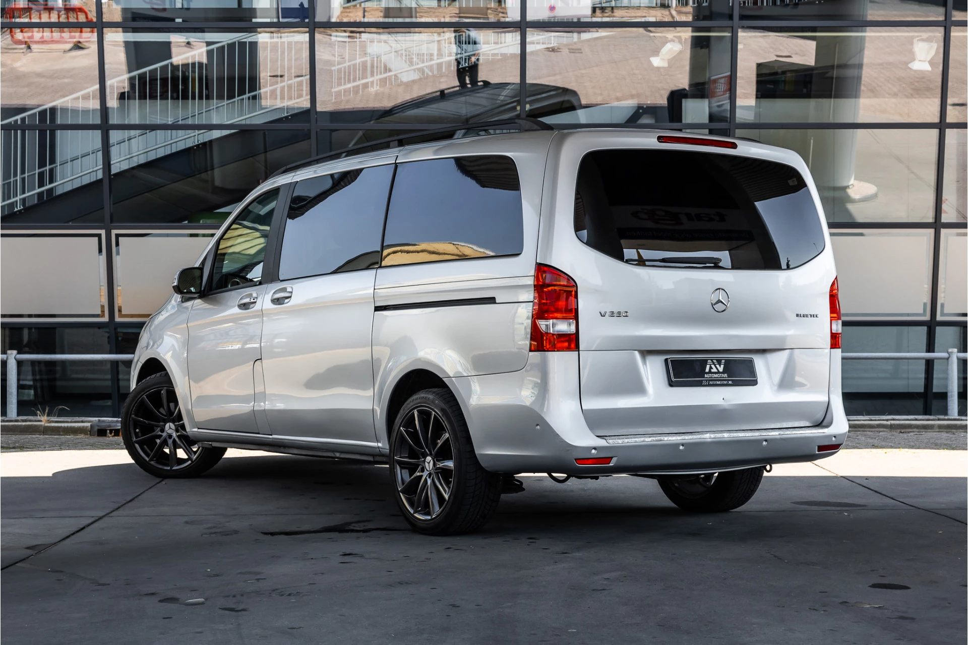 Hoofdafbeelding Mercedes-Benz V-Klasse