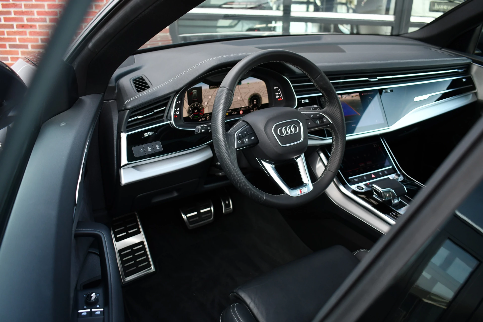 Hoofdafbeelding Audi Q8