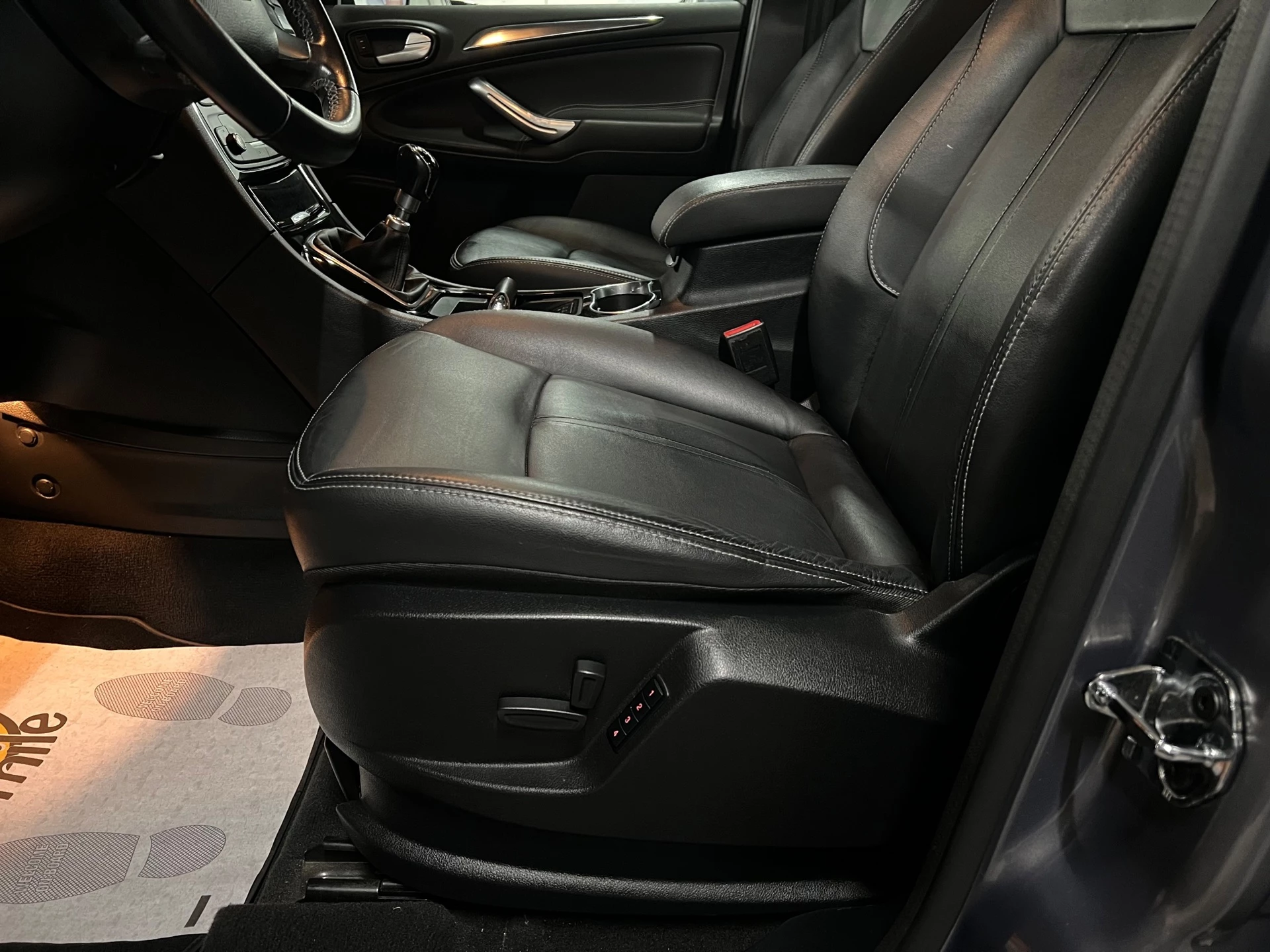 Hoofdafbeelding Ford Galaxy