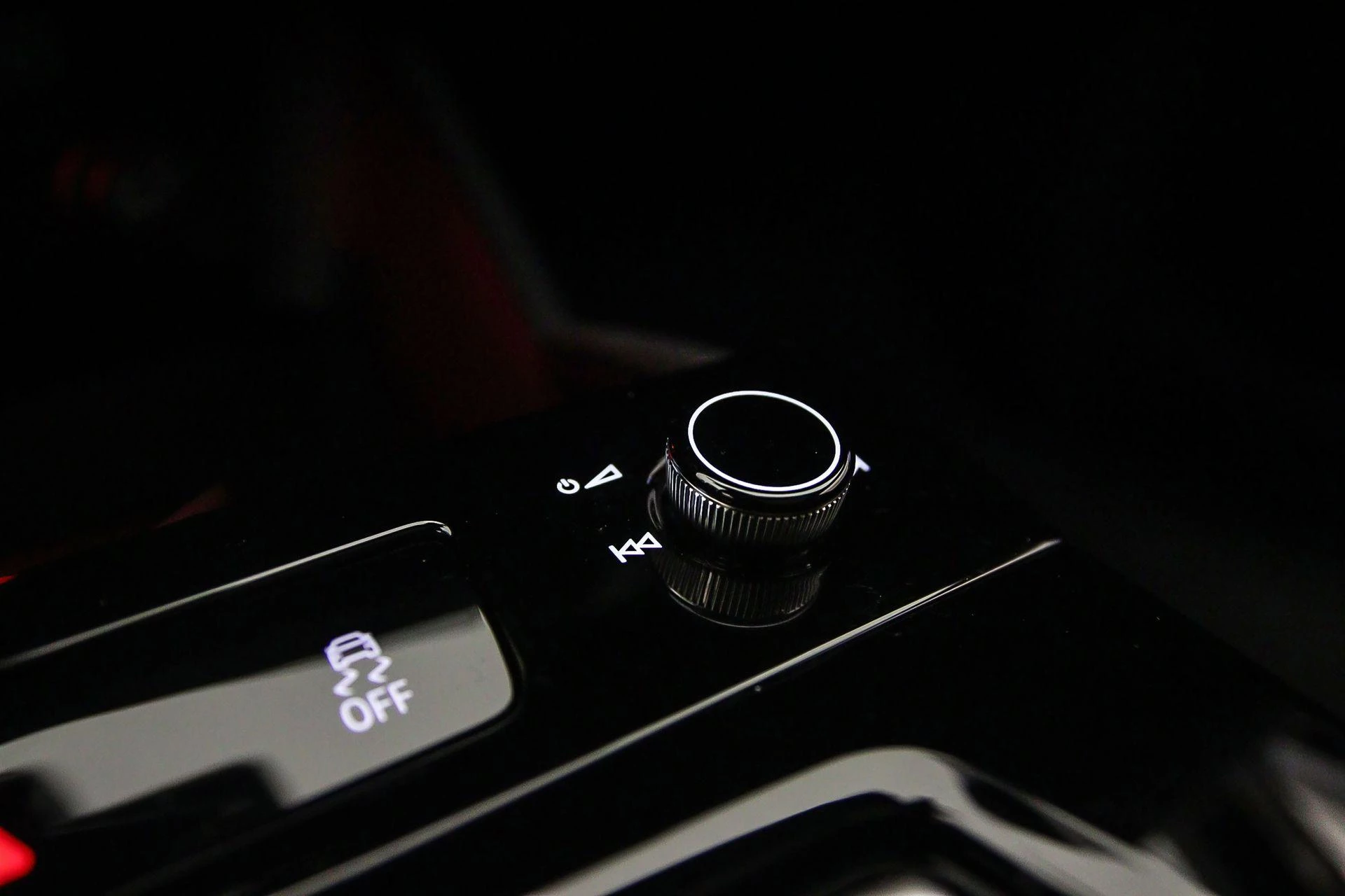 Hoofdafbeelding Audi A6 Avant e-tron