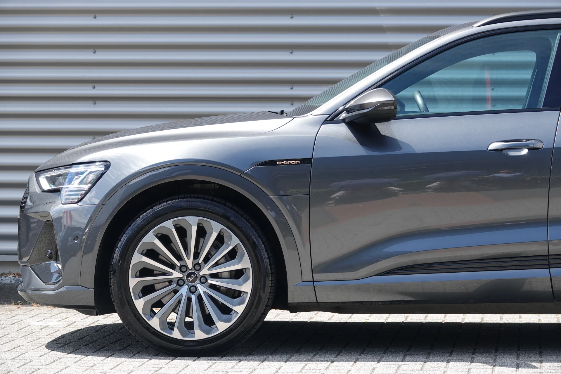 Hoofdafbeelding Audi e-tron