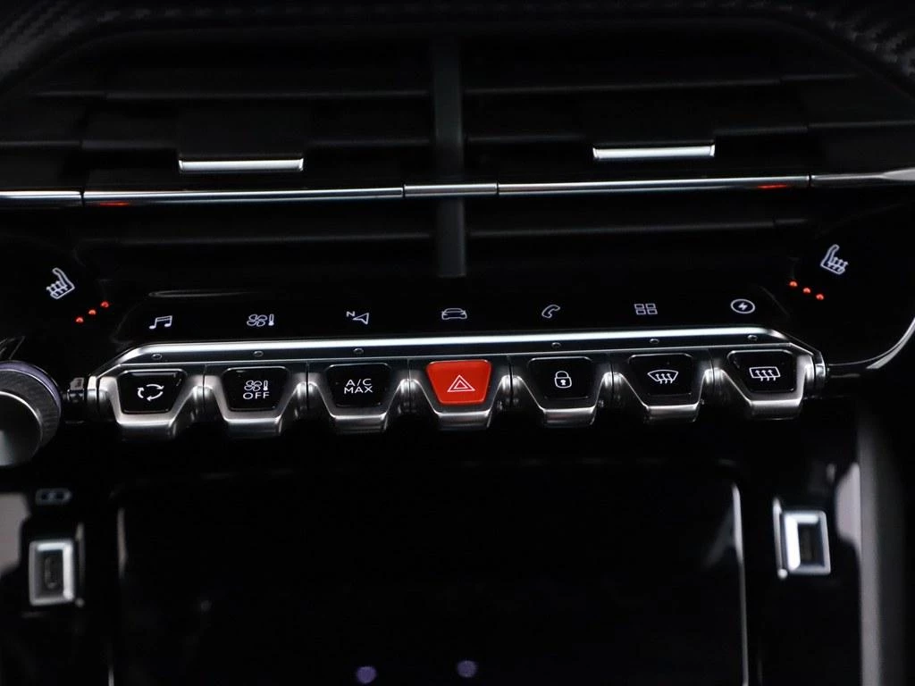 Hoofdafbeelding Peugeot e-208