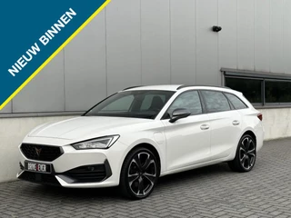 Hoofdafbeelding CUPRA Leon Sportstourer Cupra Leon 1.4 e-hybrid Sportstourer | 245 pk | Sportvelgen | NAVI