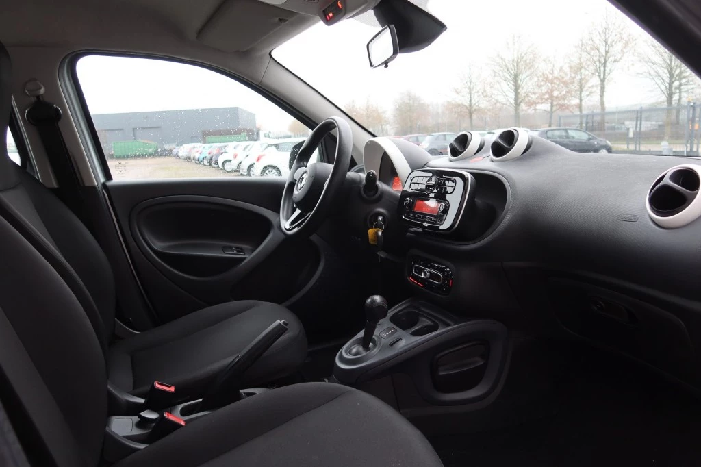 Hoofdafbeelding smart Forfour