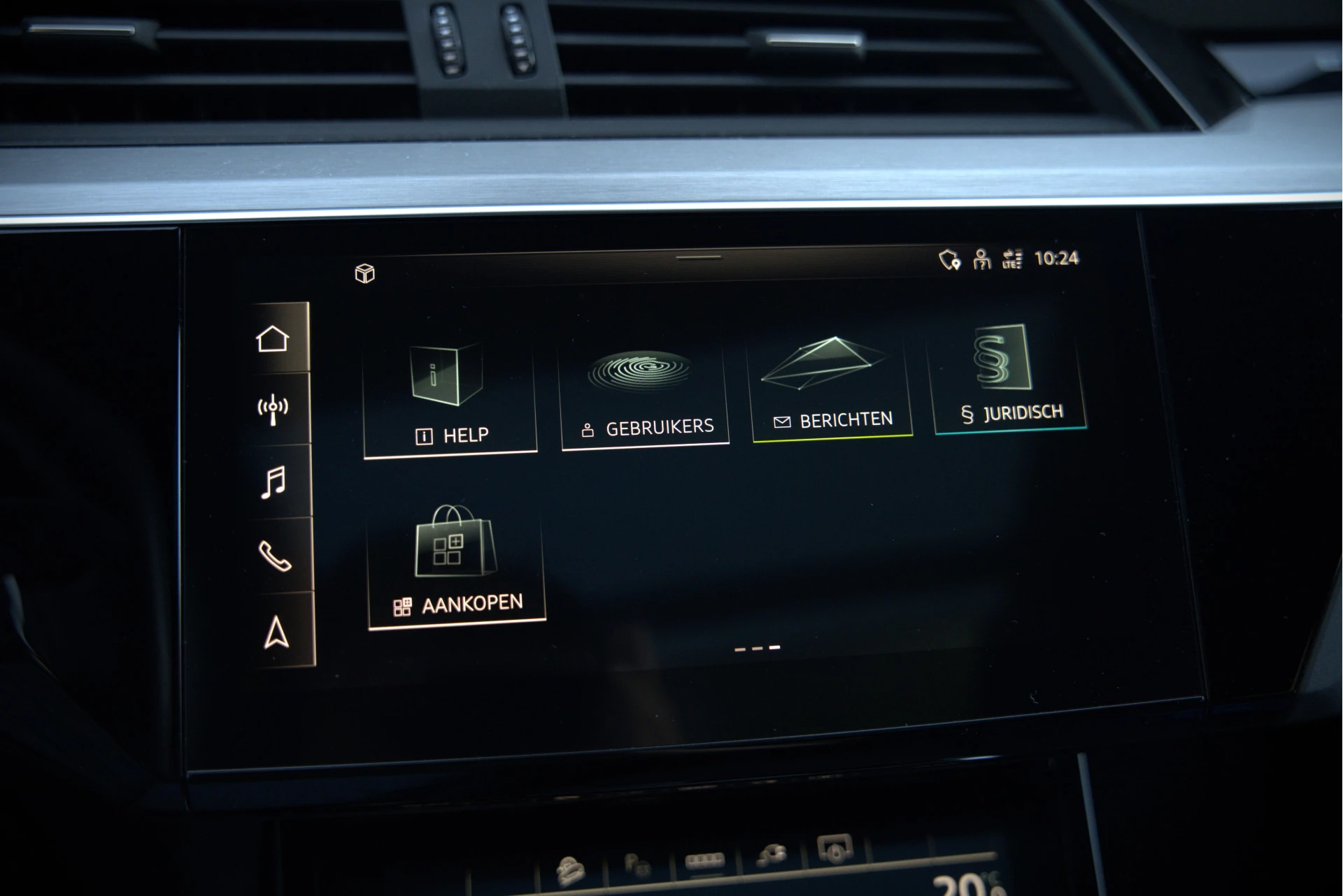 Hoofdafbeelding Audi e-tron