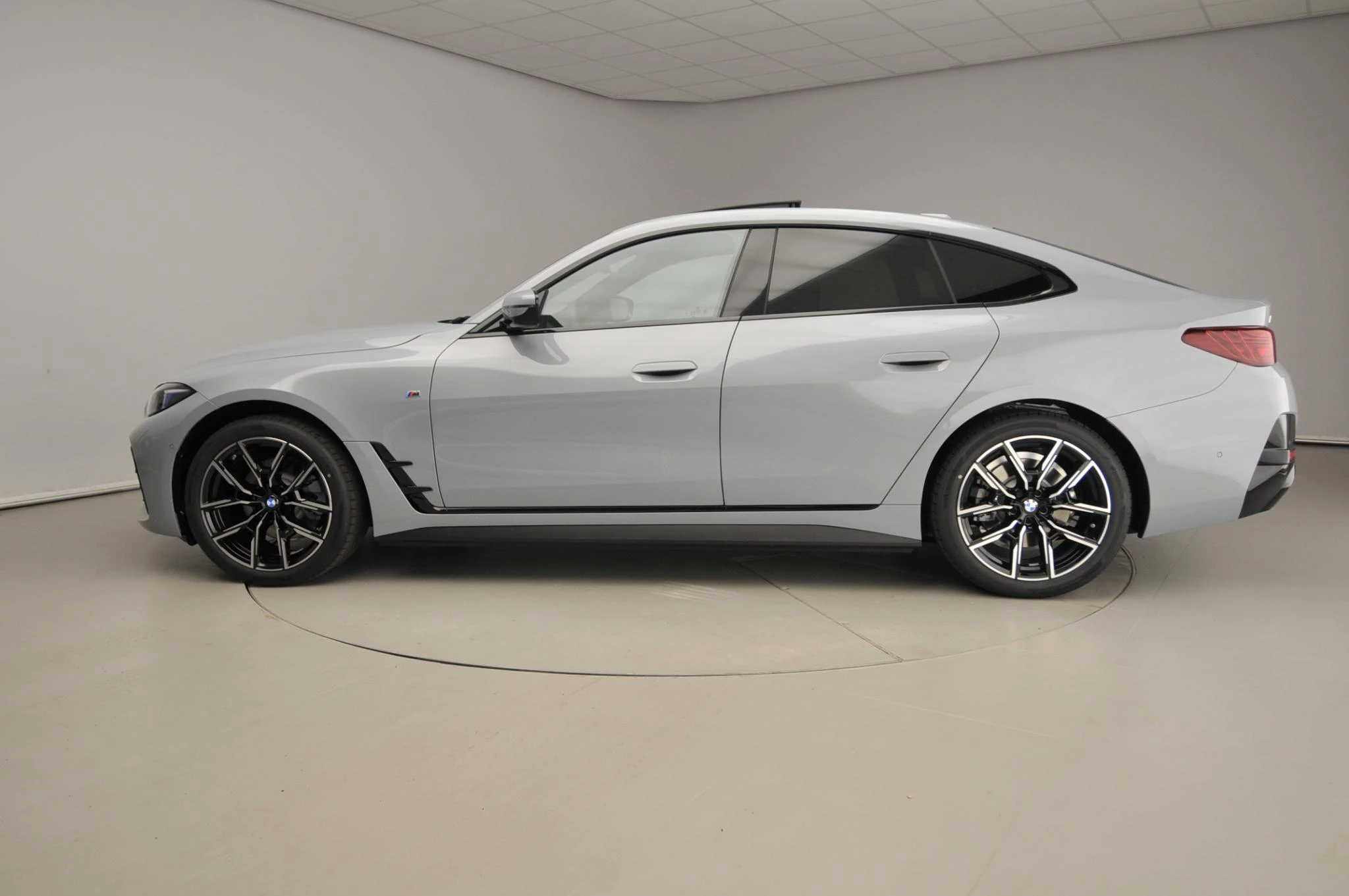 Hoofdafbeelding BMW i4