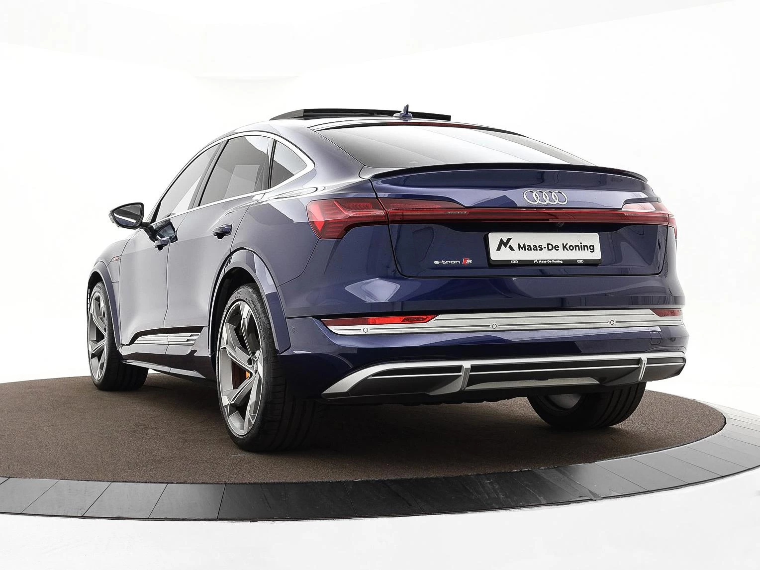 Hoofdafbeelding Audi e-tron