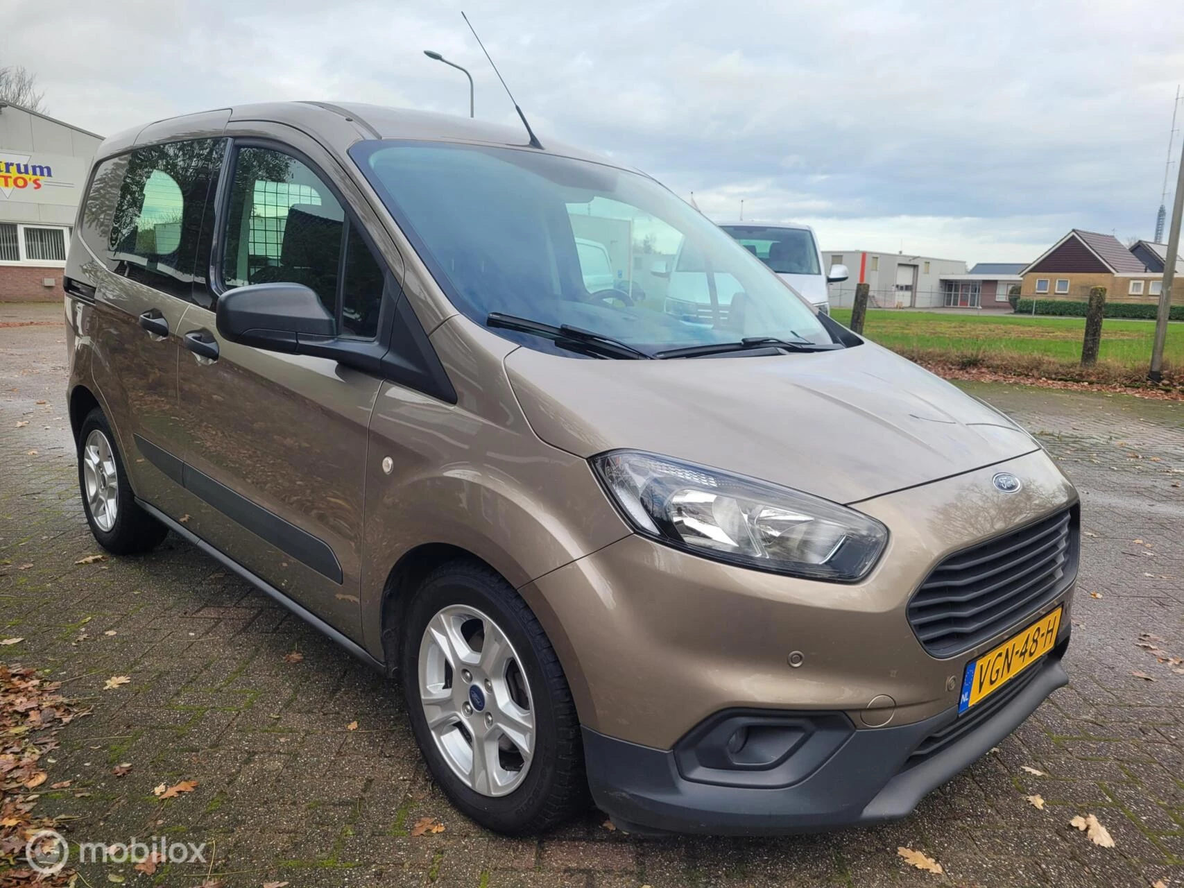 Hoofdafbeelding Ford Transit Courier