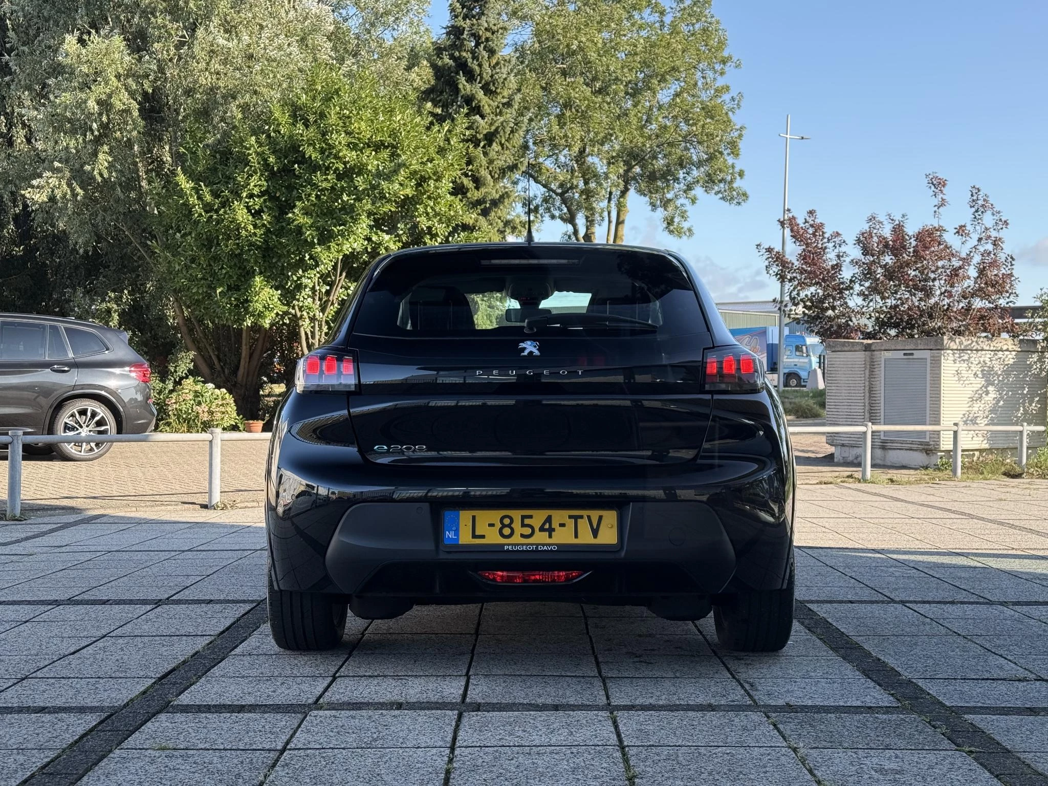 Hoofdafbeelding Peugeot e-208