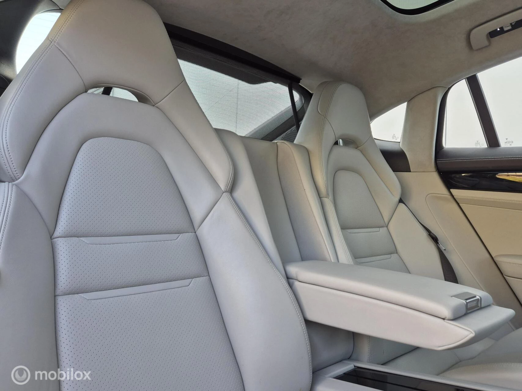 Hoofdafbeelding Porsche Panamera