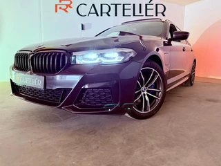 BMW 5-serie Touring 530e Hybrid M Sport - Pano - Luchtvering
