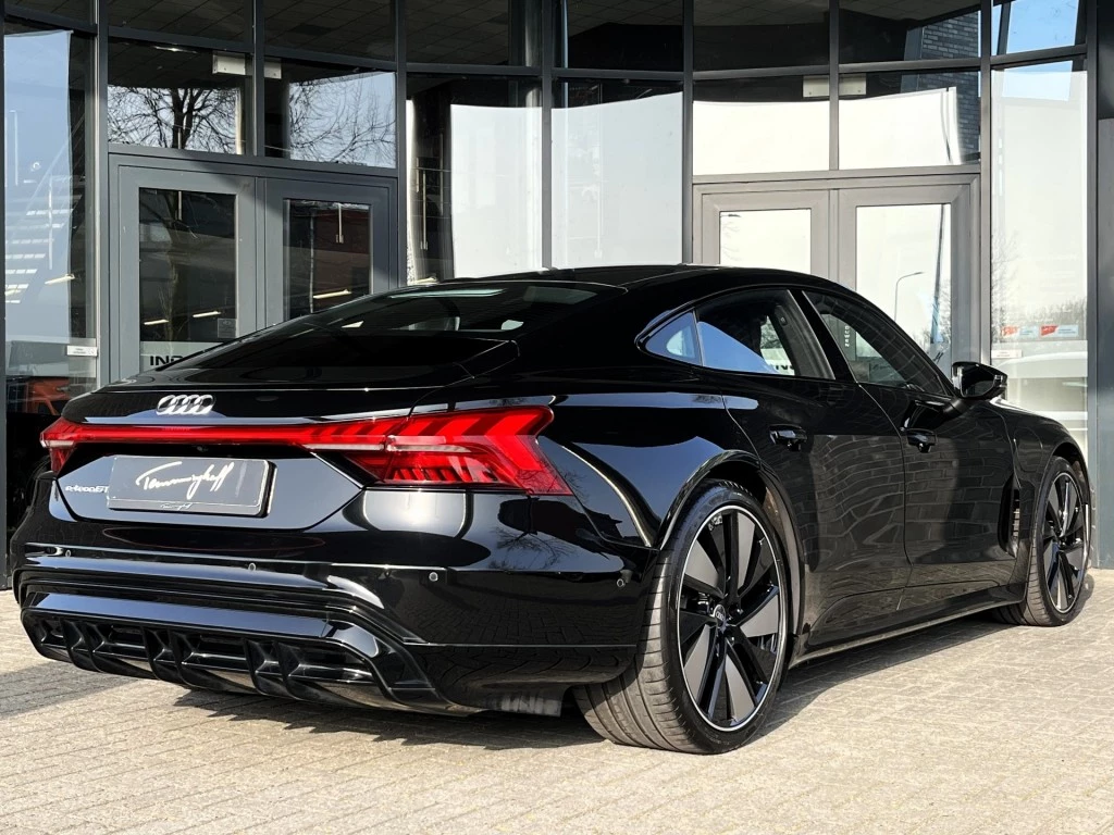 Hoofdafbeelding Audi e-tron GT