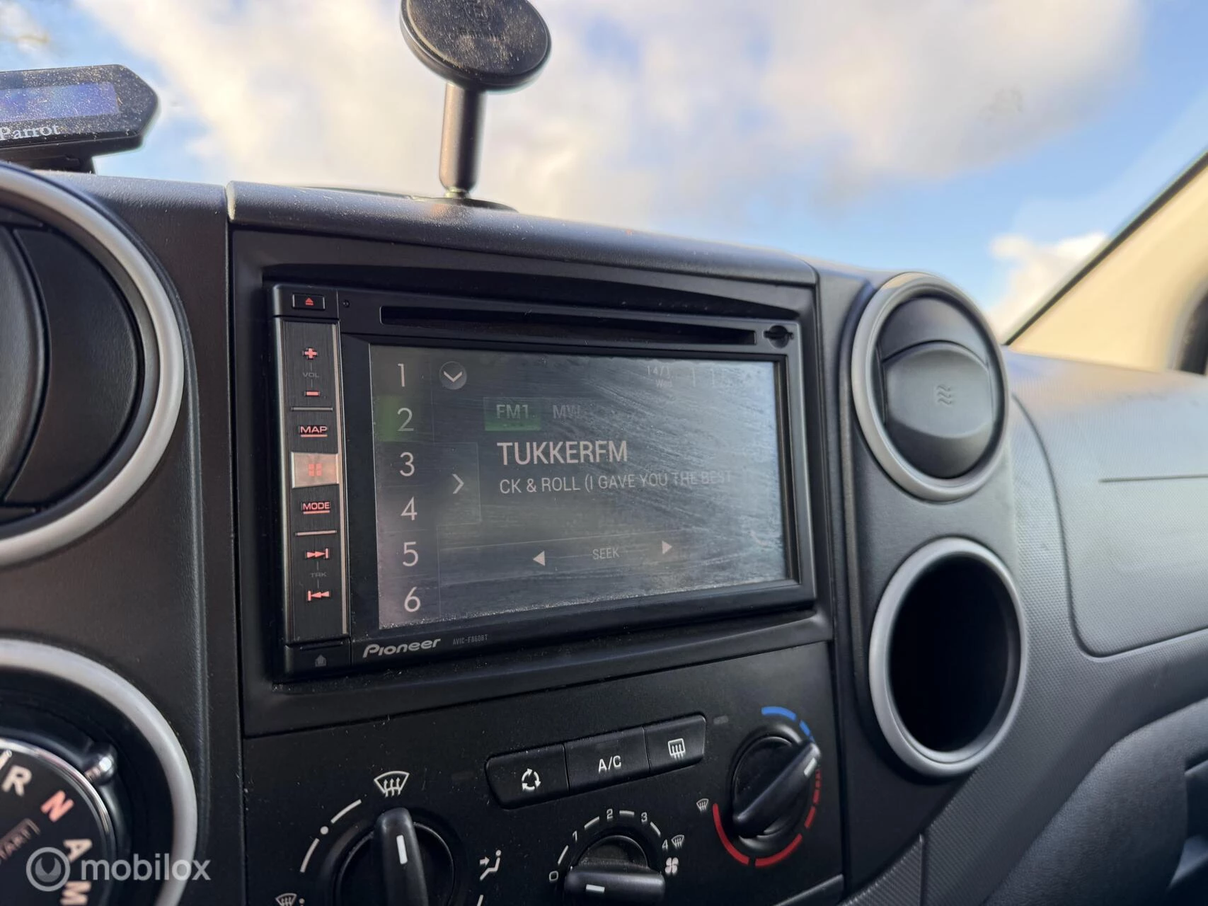 Hoofdafbeelding Peugeot Partner