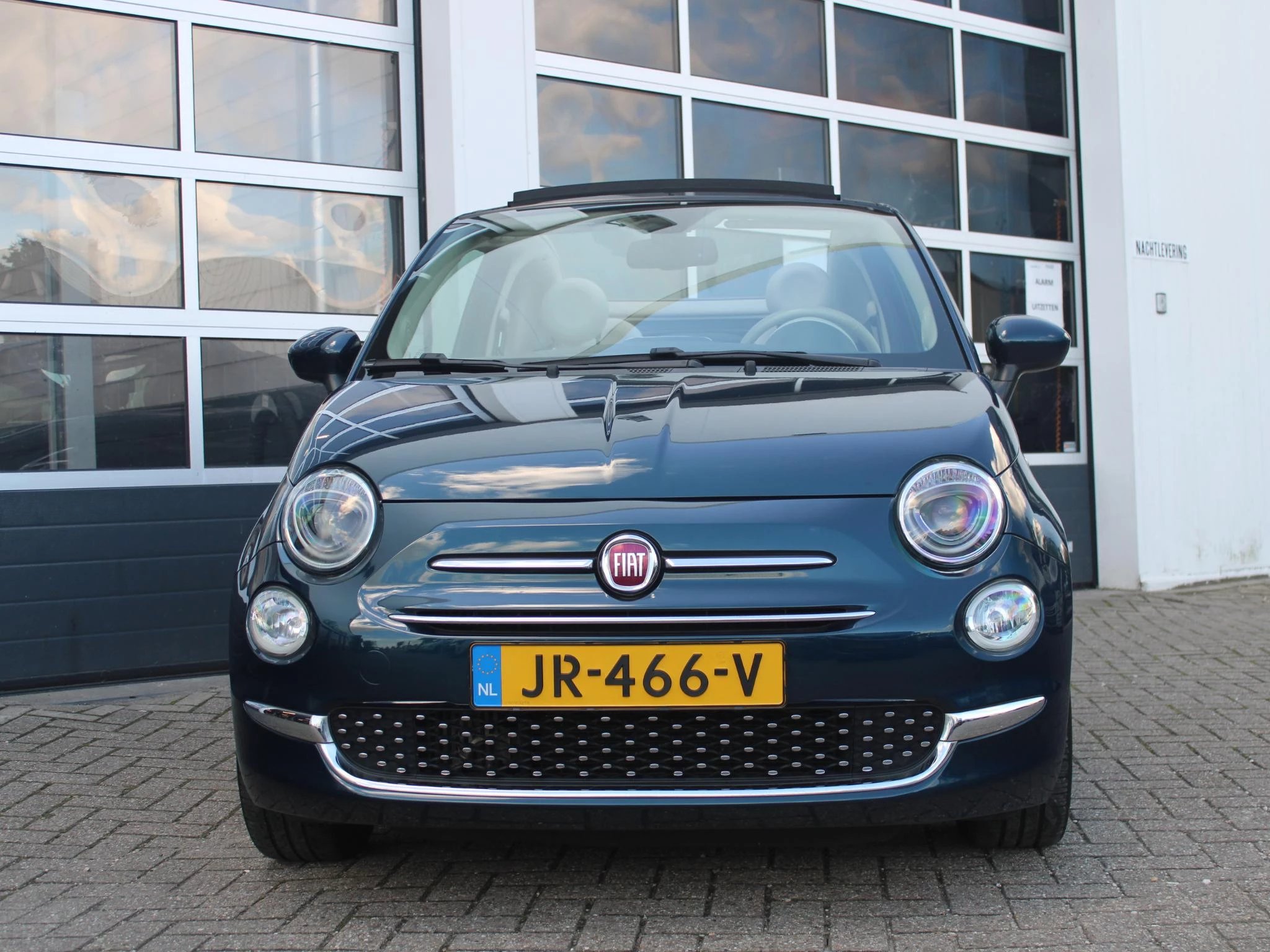 Hoofdafbeelding Fiat 500C