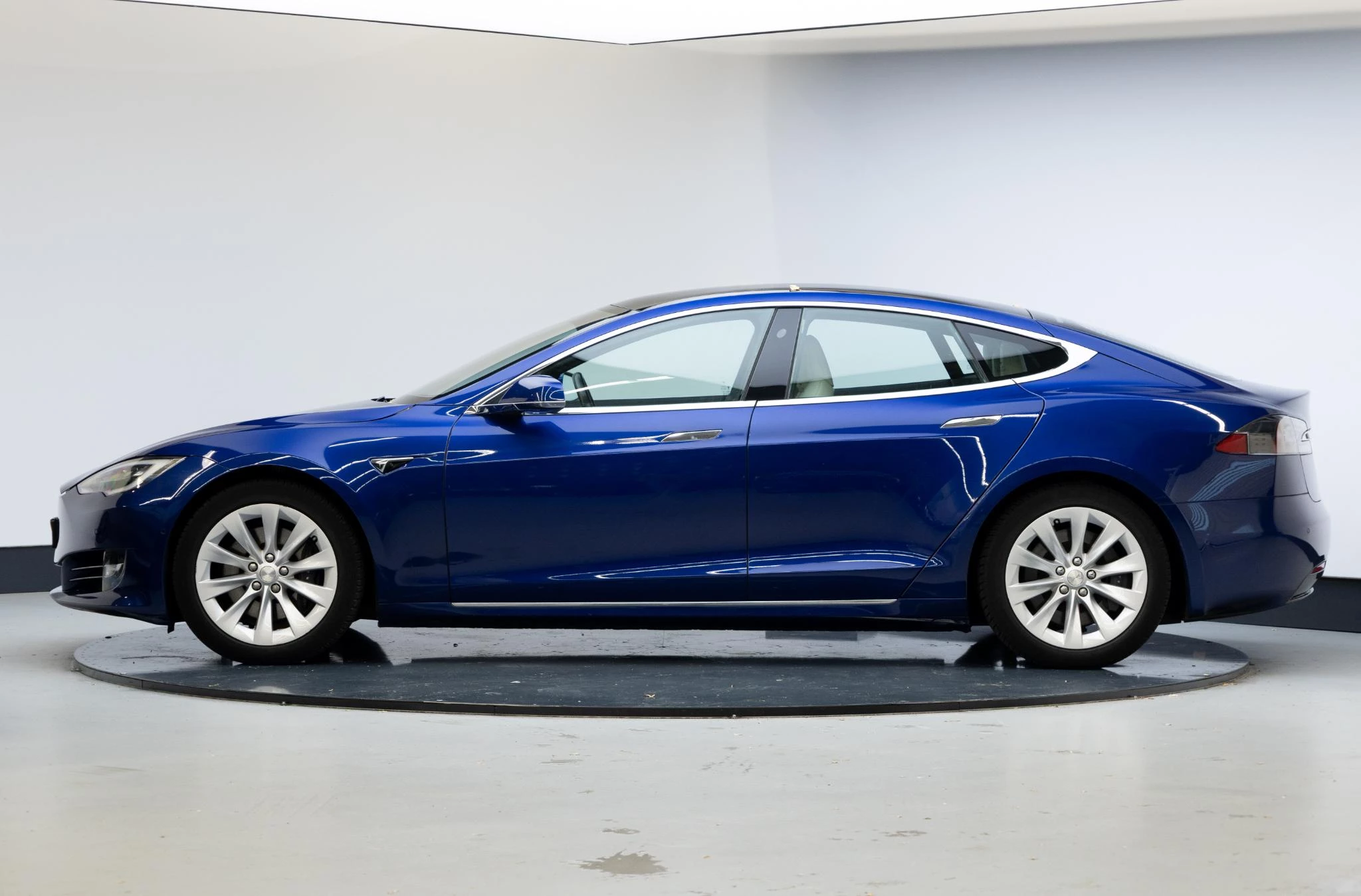 Hoofdafbeelding Tesla Model S