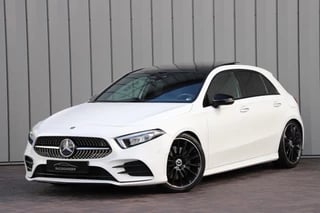 Mercedes-Benz A-Klasse 250 AMG 224PK Aut7 | Sfeerverlichting | Panoramadak | Widescreen | Led | NL-auto | 2018.