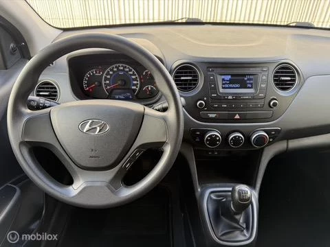 Hoofdafbeelding Hyundai i10