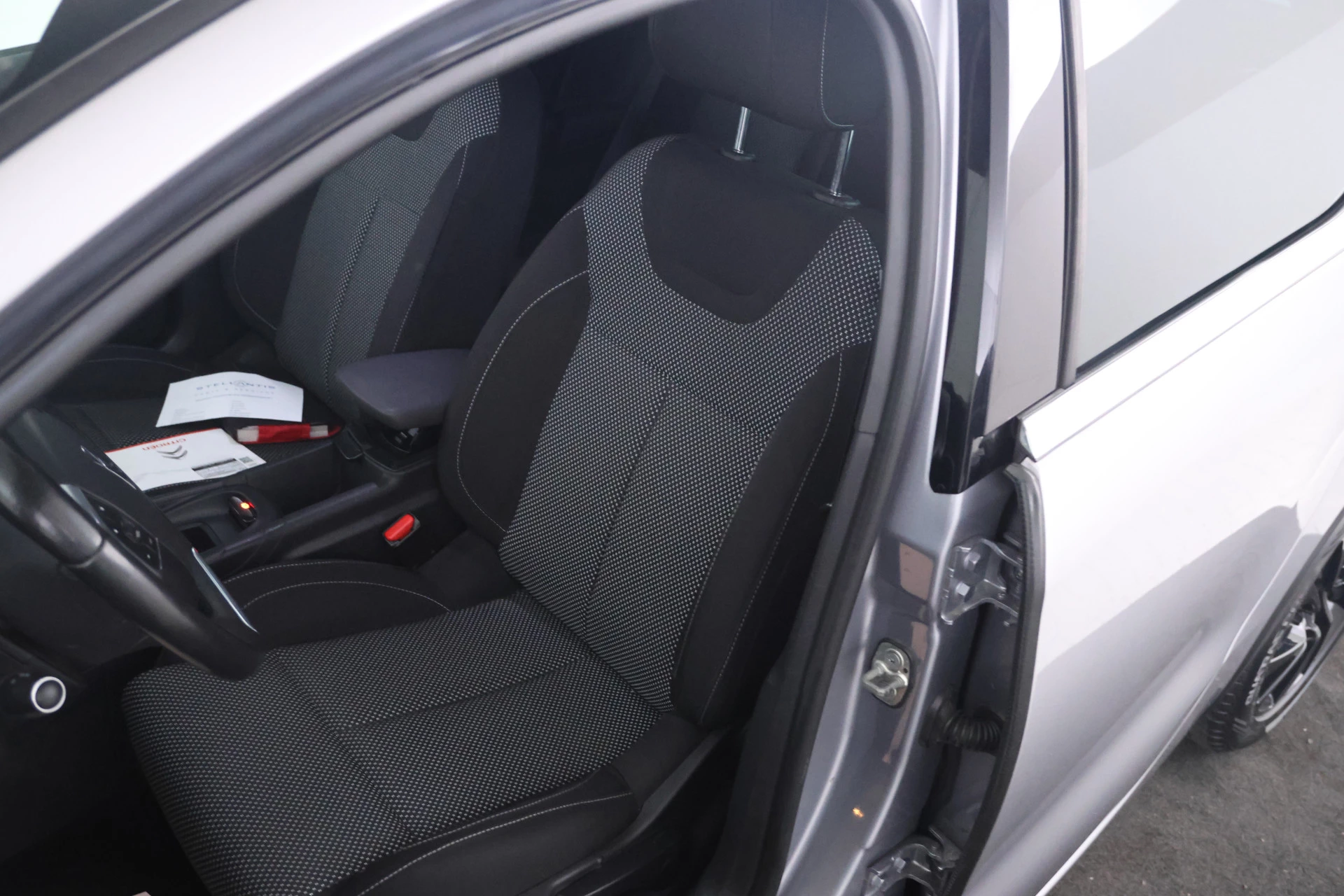 Hoofdafbeelding DS DS 4