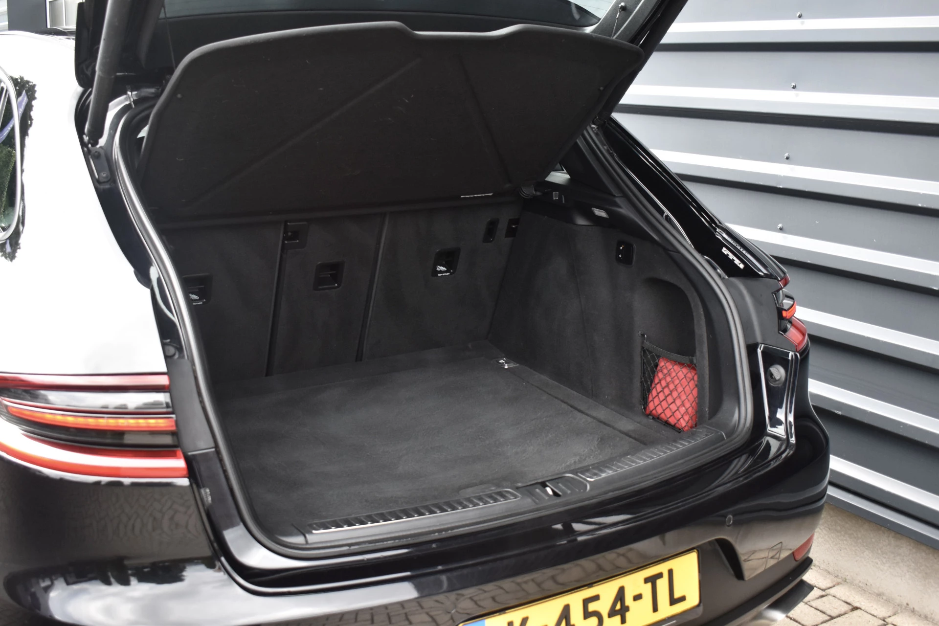 Hoofdafbeelding Porsche Macan