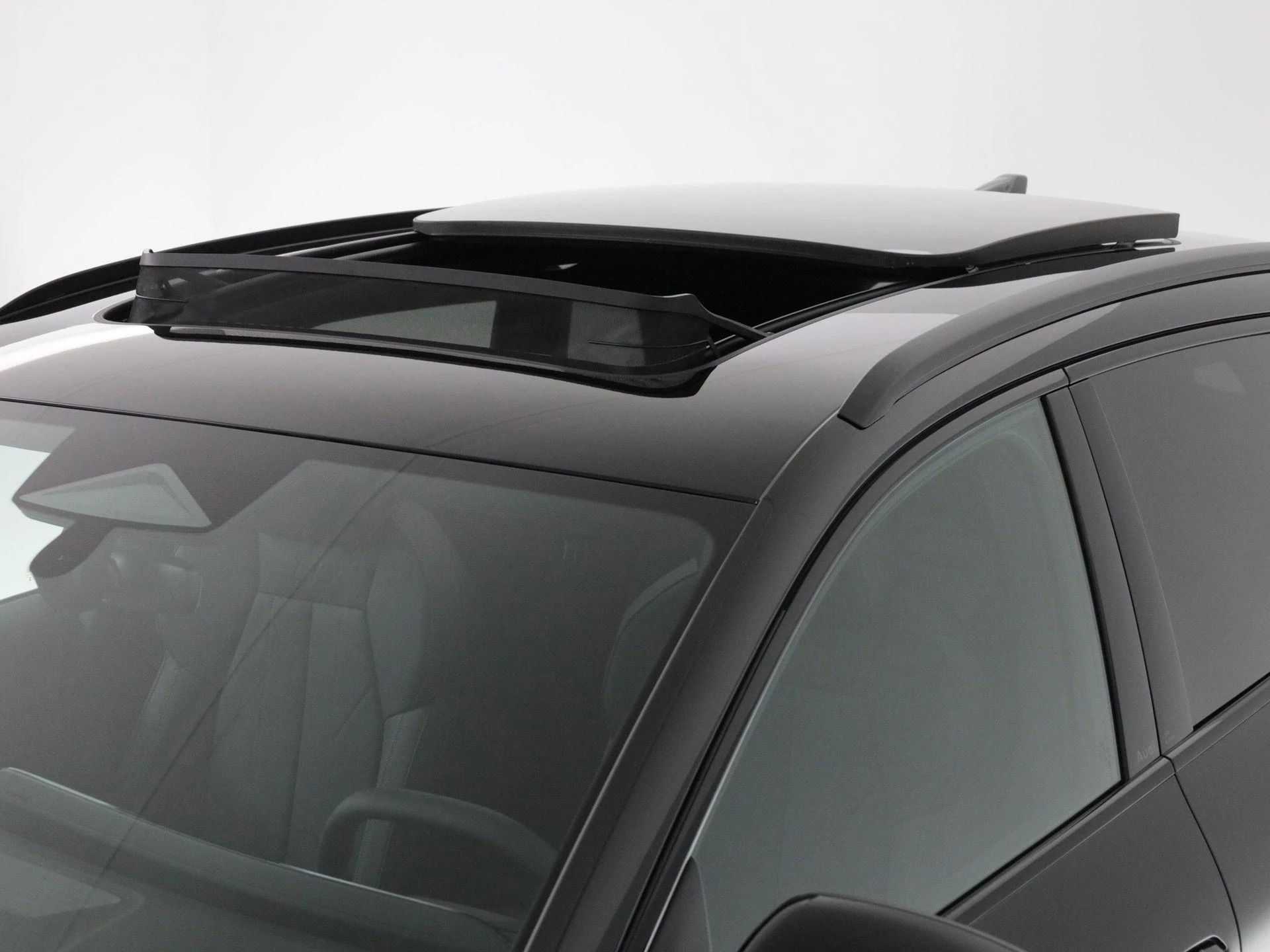 Hoofdafbeelding Audi Q6 e-tron