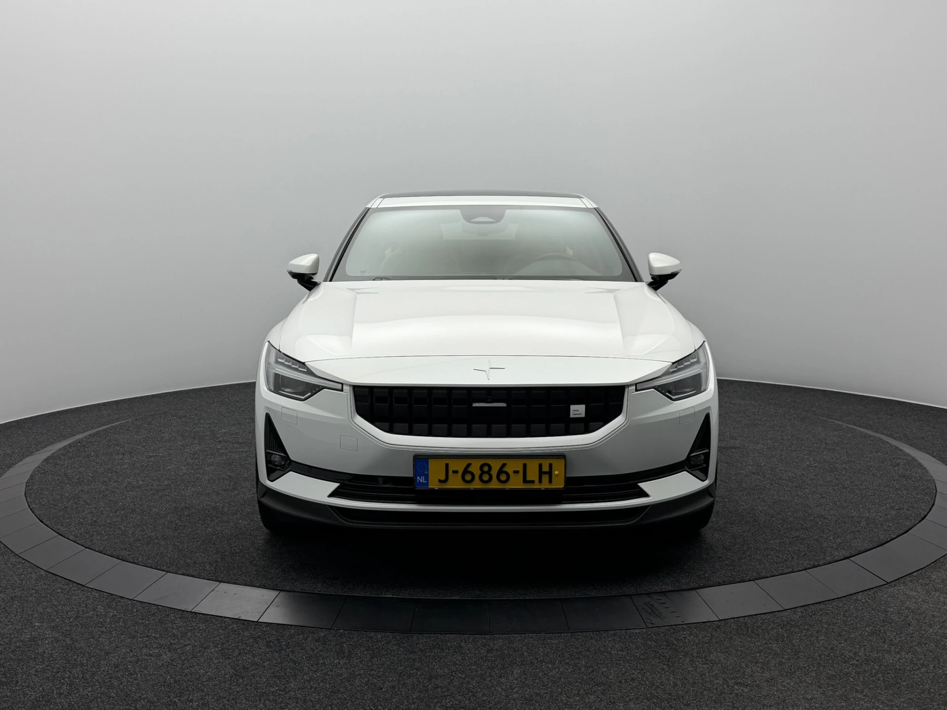 Hoofdafbeelding Polestar 2