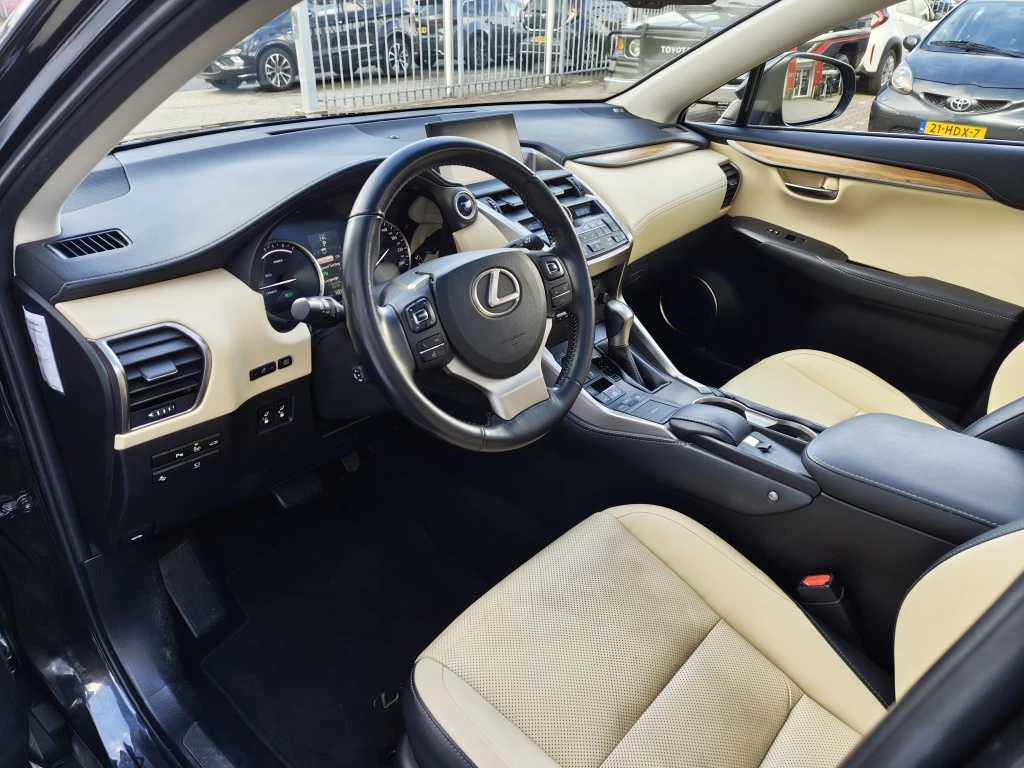 Hoofdafbeelding Lexus NX