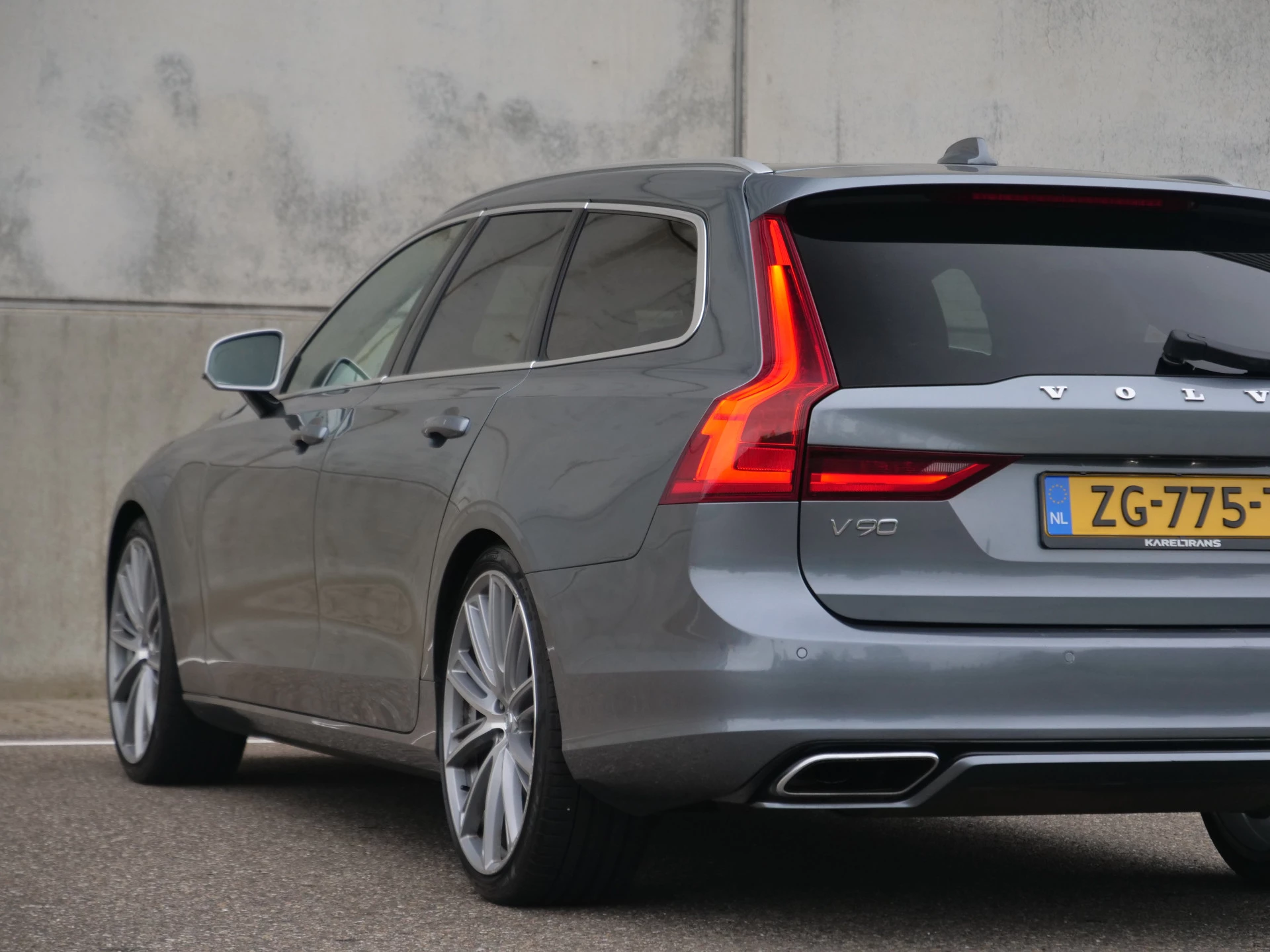 Hoofdafbeelding Volvo V90