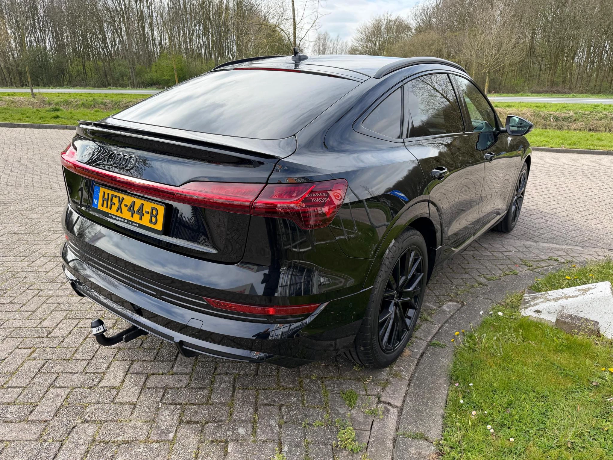 Hoofdafbeelding Audi e-tron