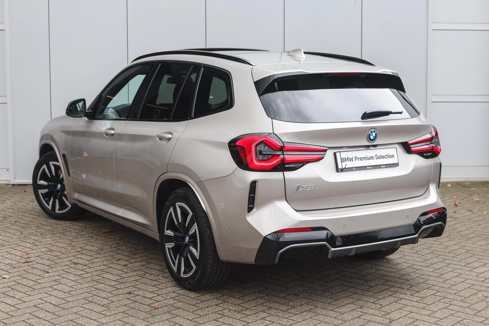 Hoofdafbeelding BMW iX3