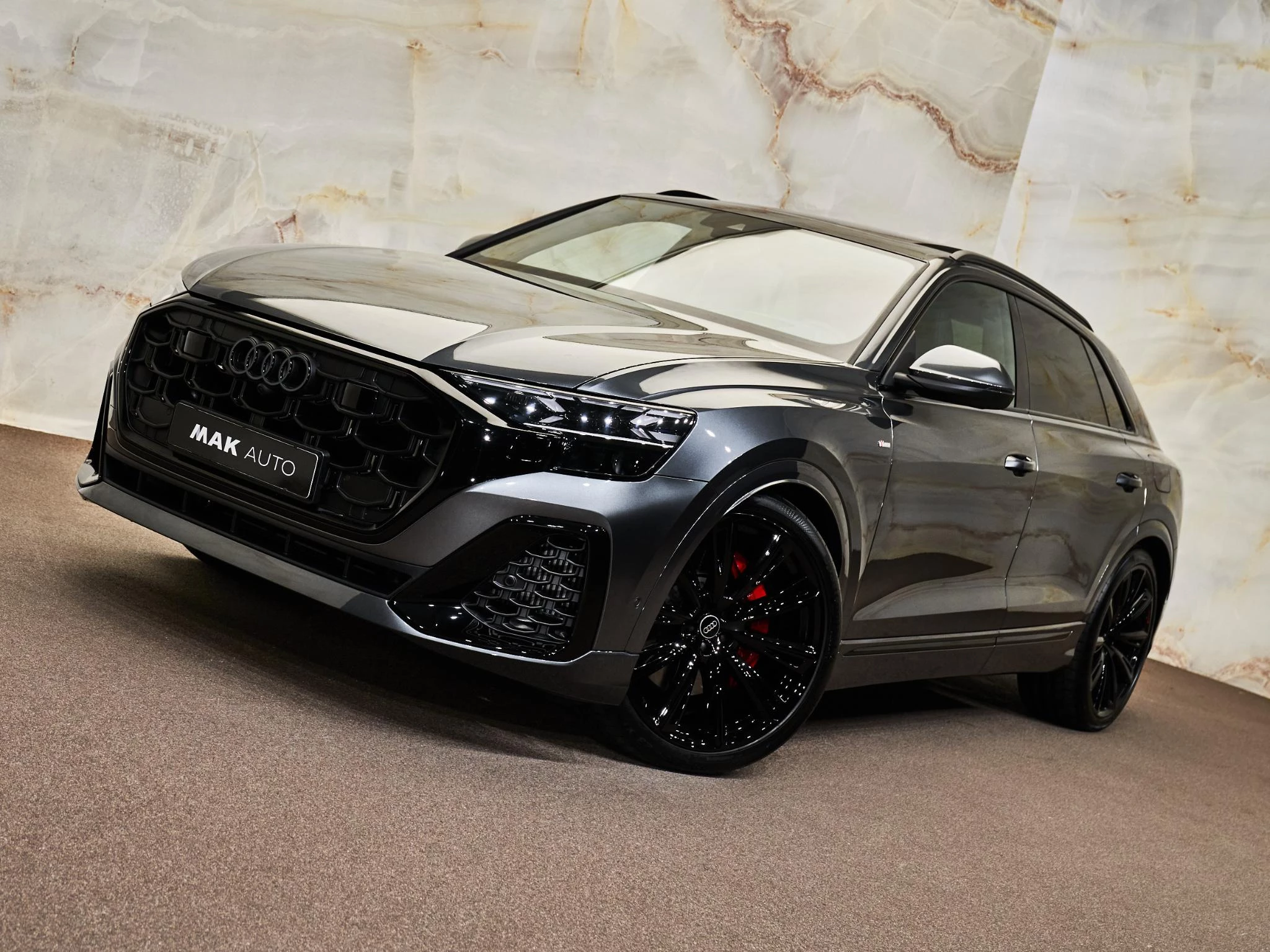 Hoofdafbeelding Audi Q8