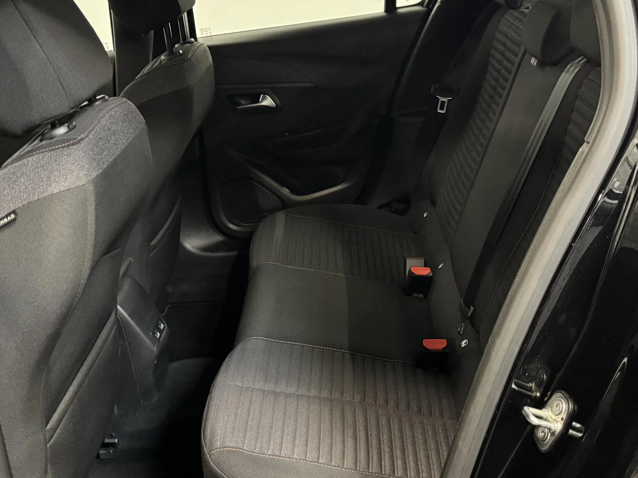 Hoofdafbeelding Peugeot e-208