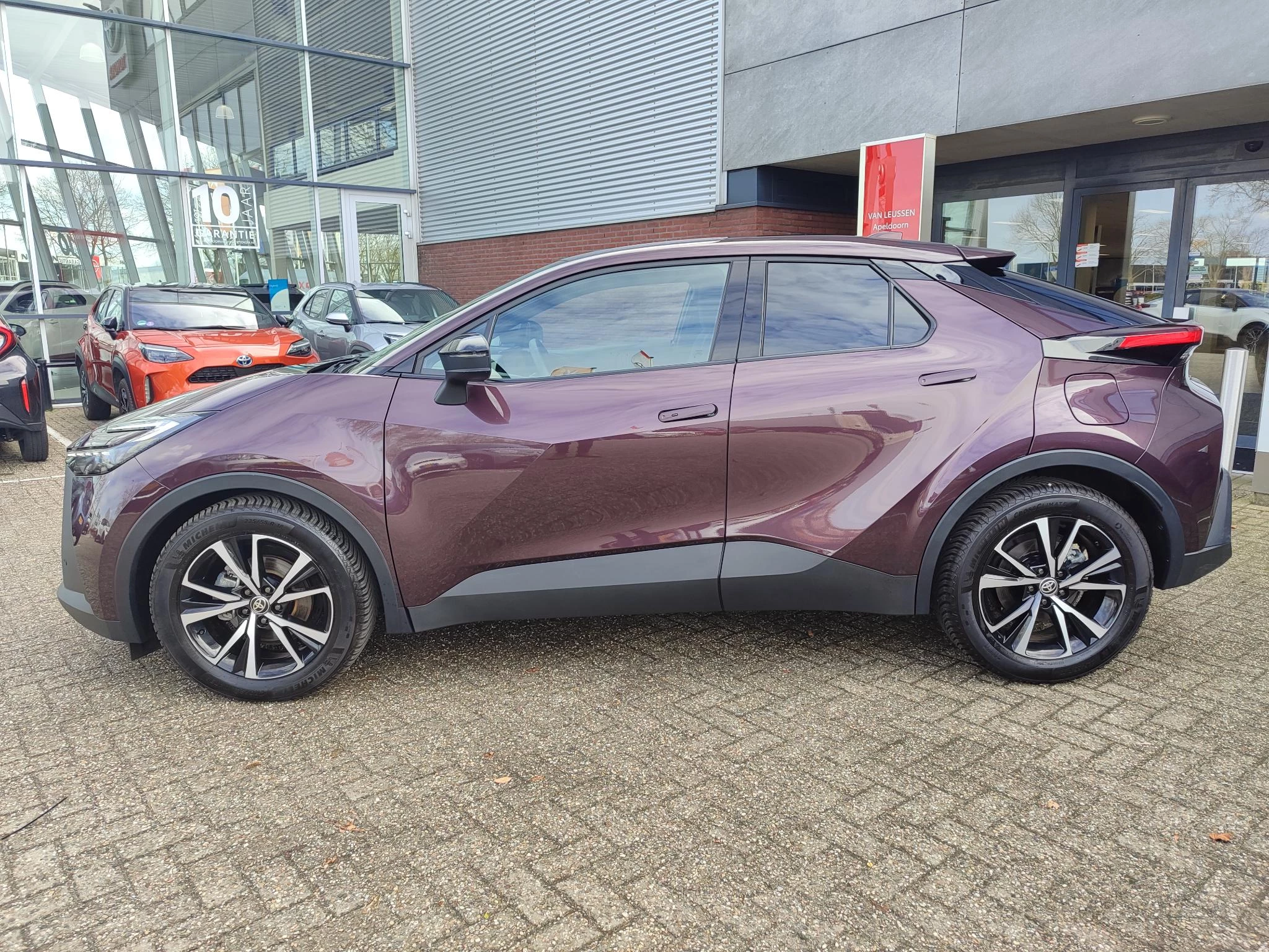 Hoofdafbeelding Toyota C-HR