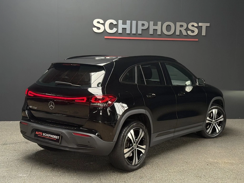 Hoofdafbeelding Mercedes-Benz EQA