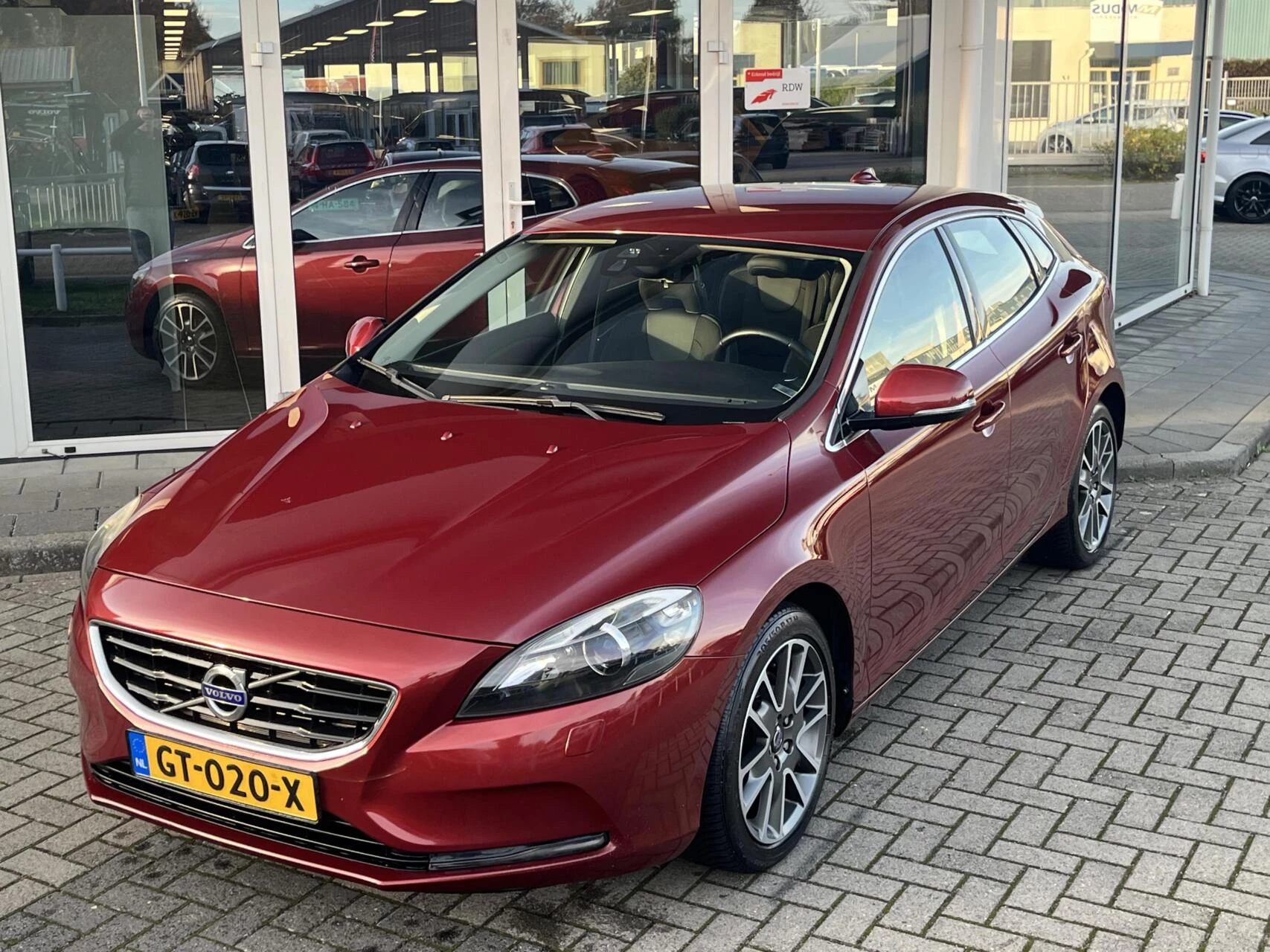Hoofdafbeelding Volvo V40