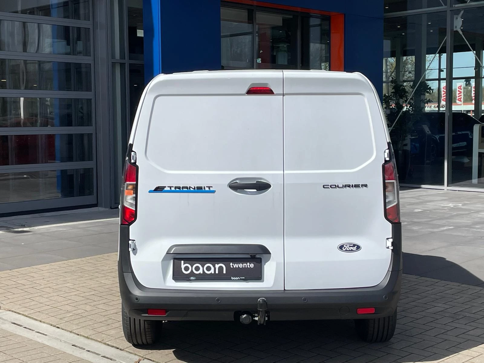 Hoofdafbeelding Ford E-Transit Courier