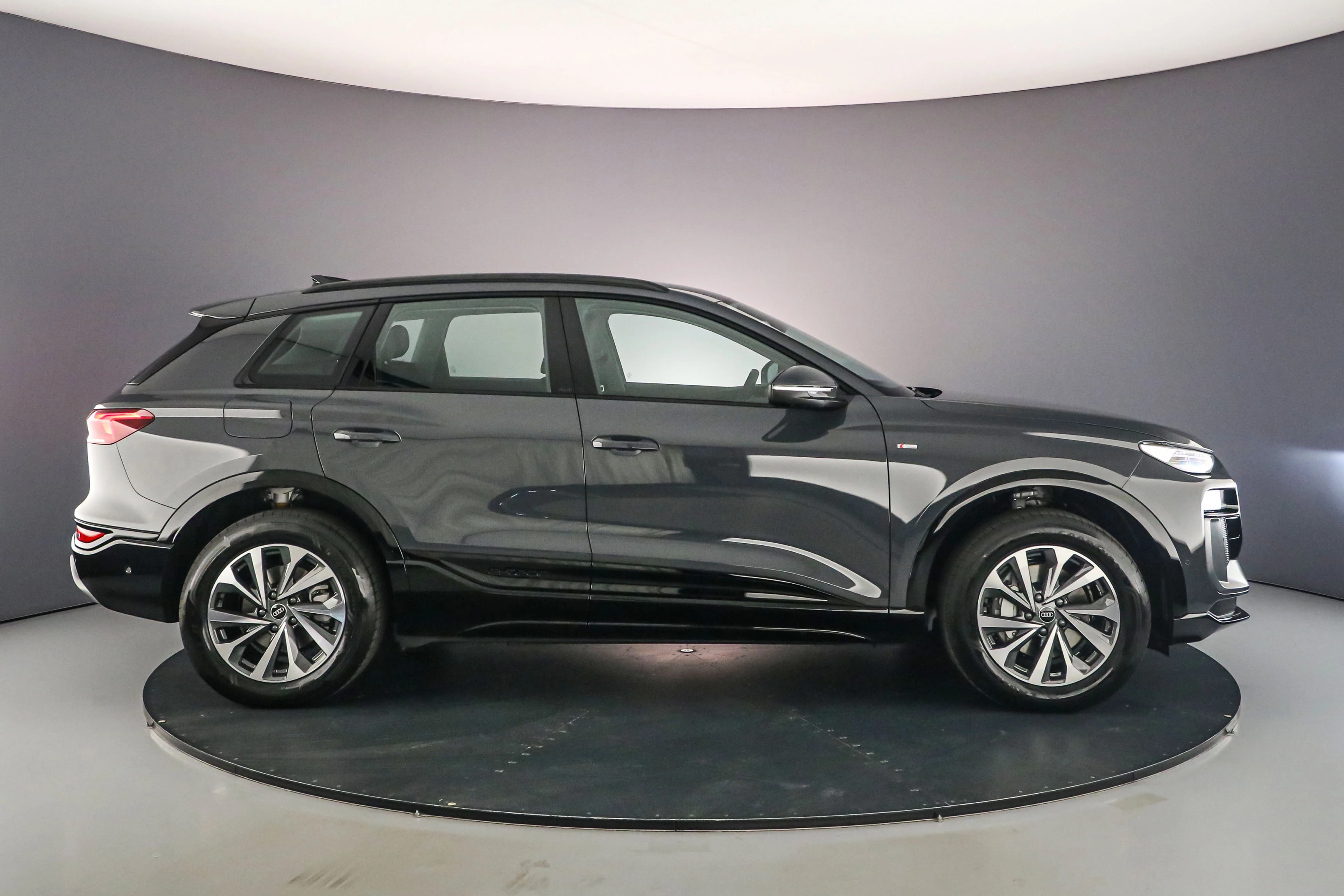 Hoofdafbeelding Audi Q6 e-tron
