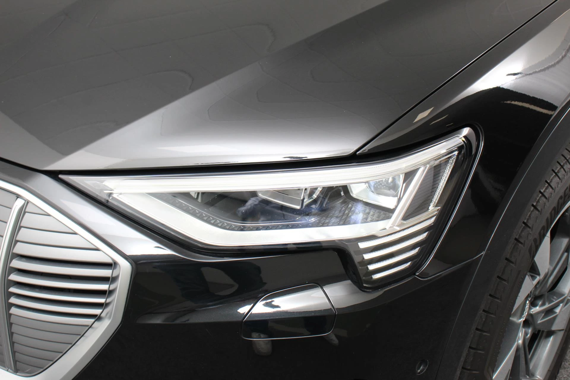 Hoofdafbeelding Audi e-tron