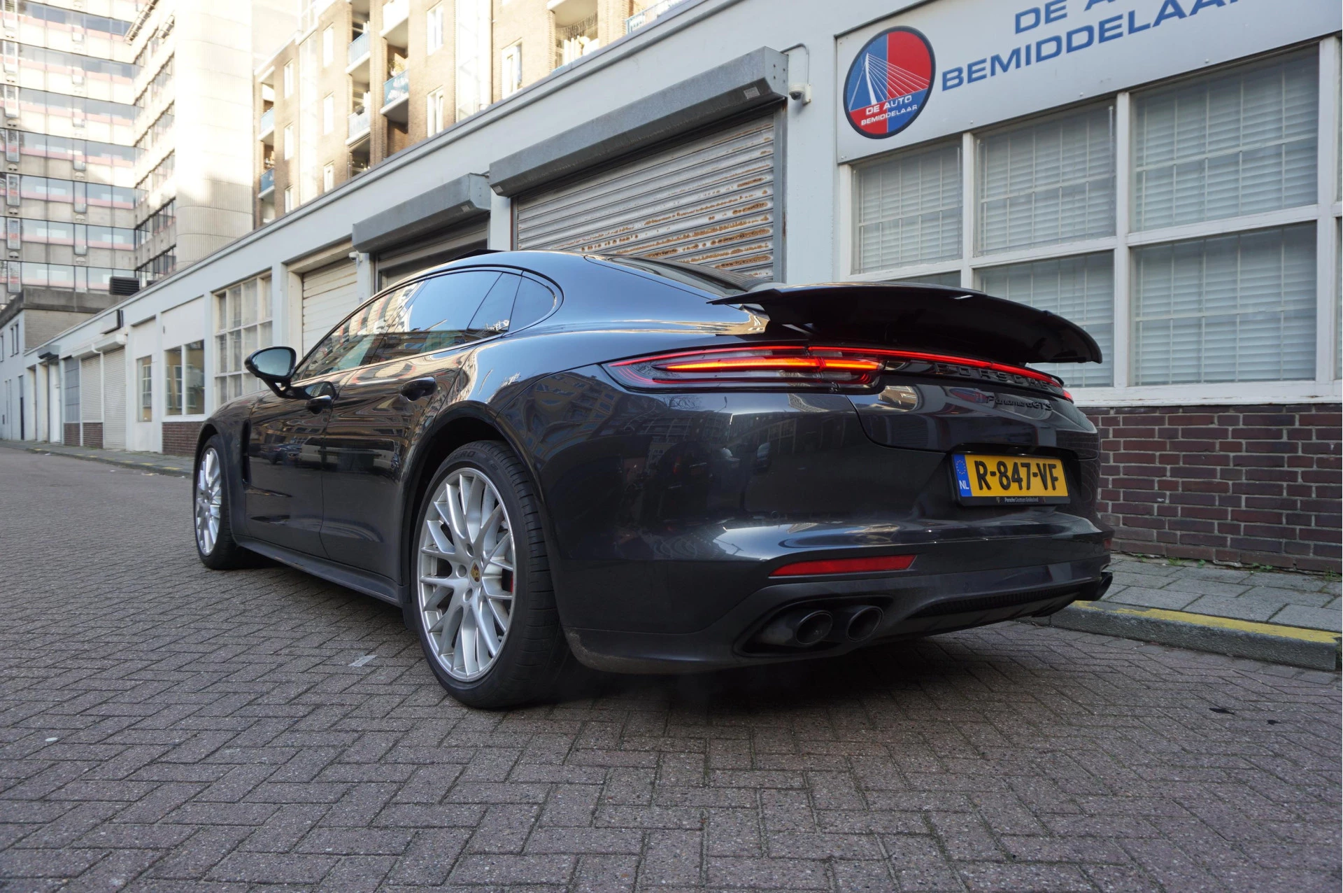 Hoofdafbeelding Porsche Panamera