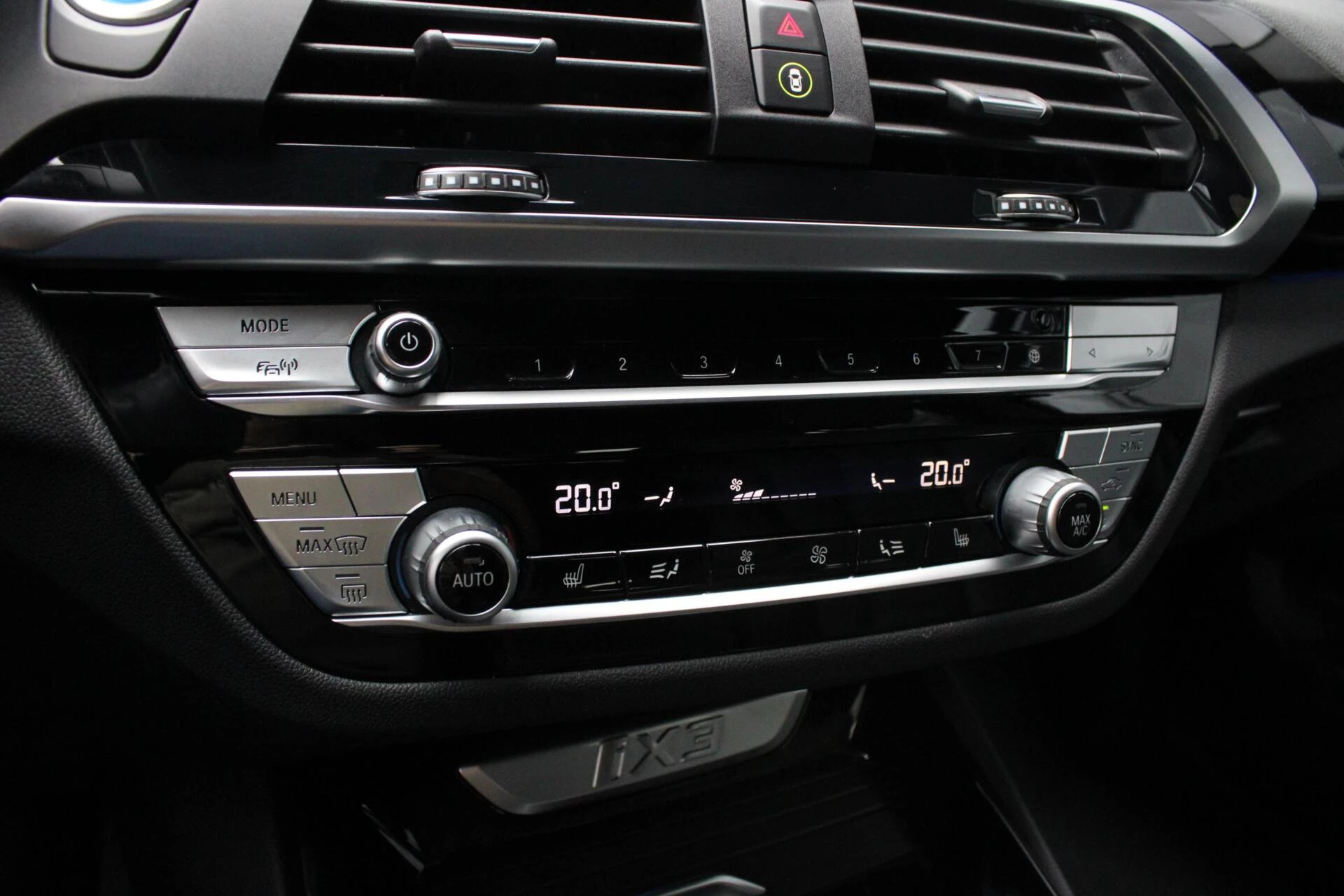 Hoofdafbeelding BMW iX3