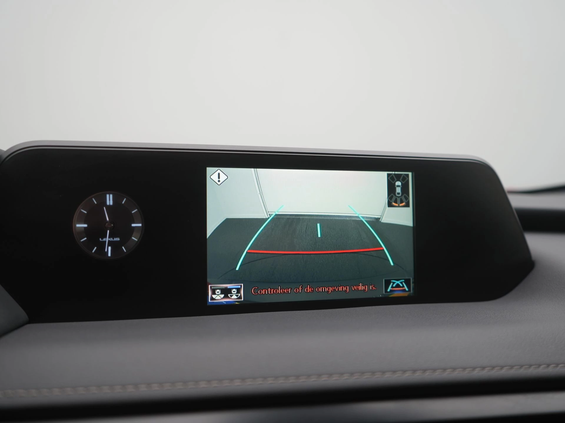 Hoofdafbeelding Lexus UX