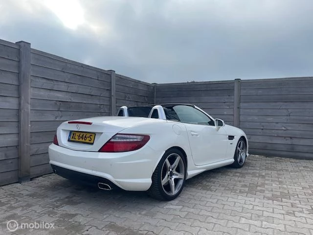 Hoofdafbeelding Mercedes-Benz SLK