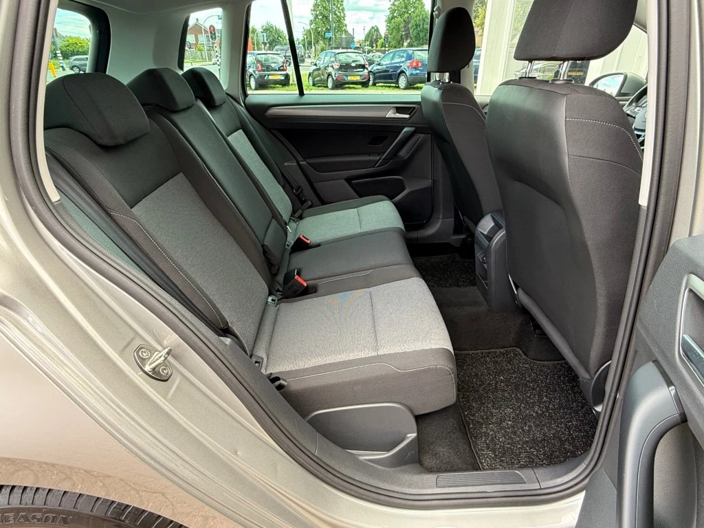 Hoofdafbeelding Volkswagen Golf Sportsvan