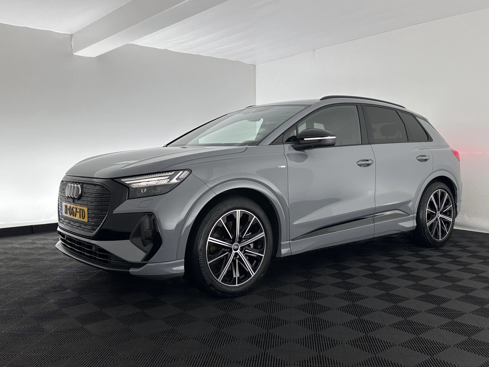 Hoofdafbeelding Audi Q4 e-tron