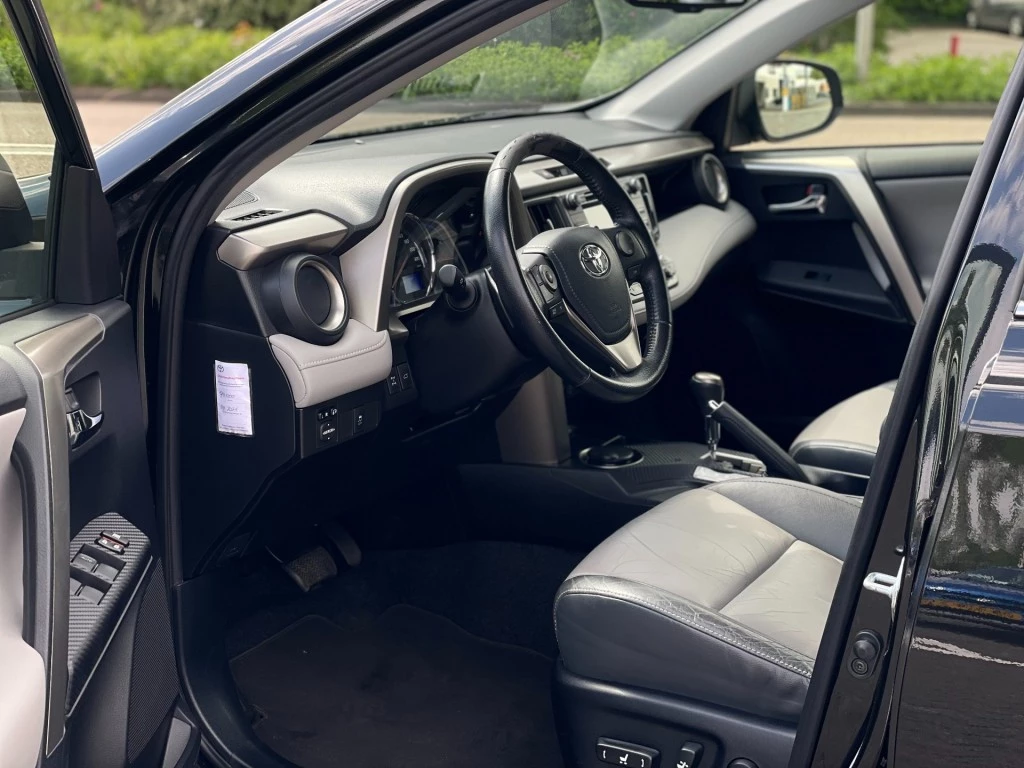 Hoofdafbeelding Toyota RAV4
