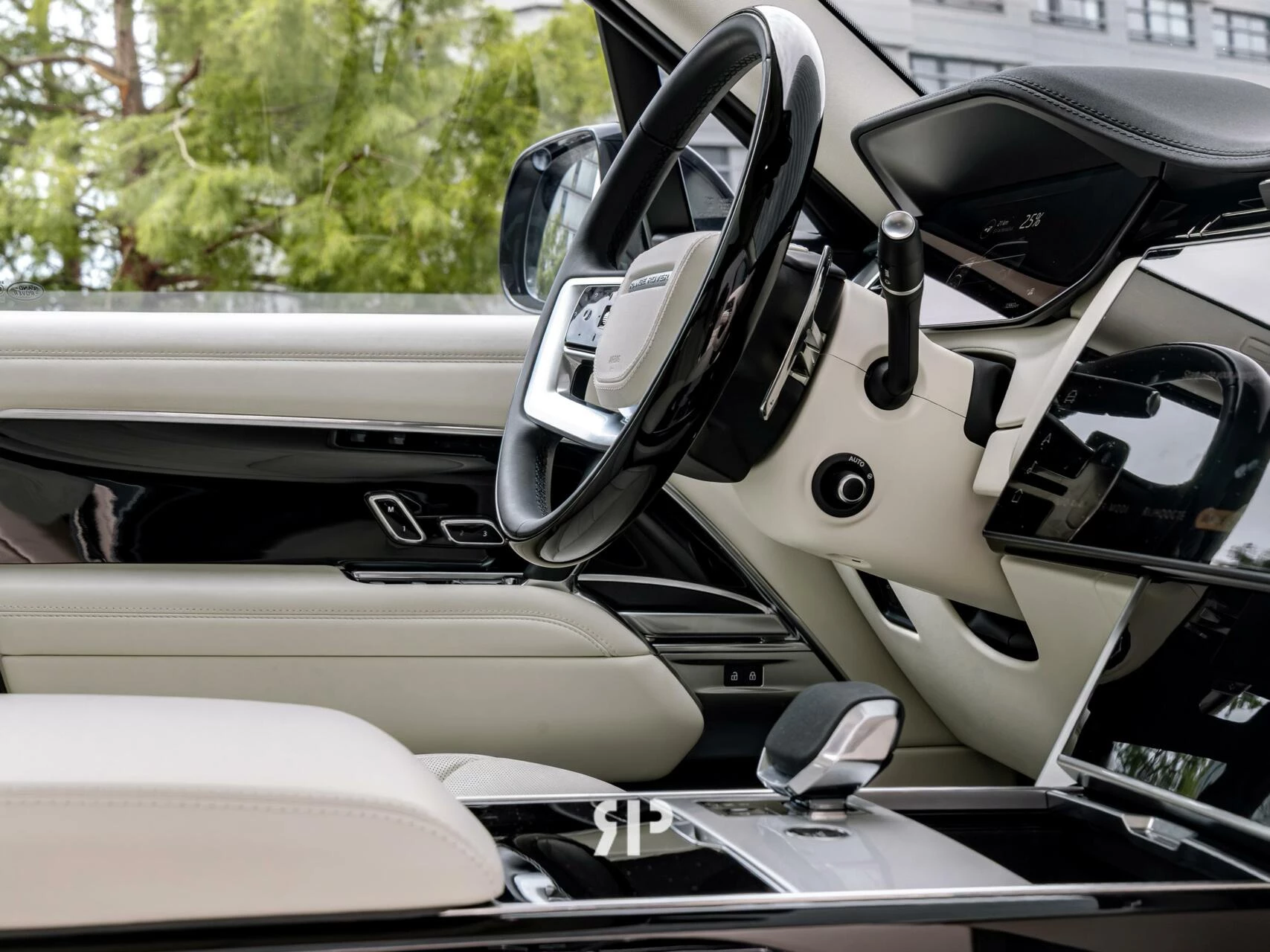 Hoofdafbeelding Land Rover Range Rover