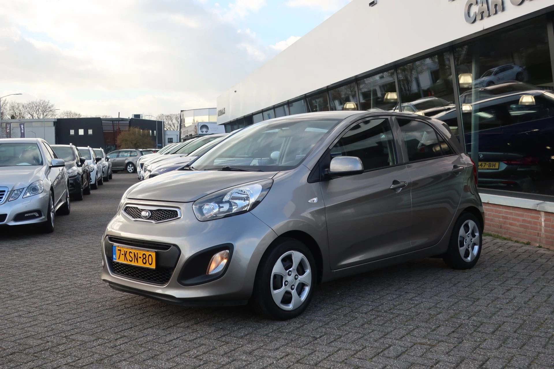 Hoofdafbeelding Kia Picanto