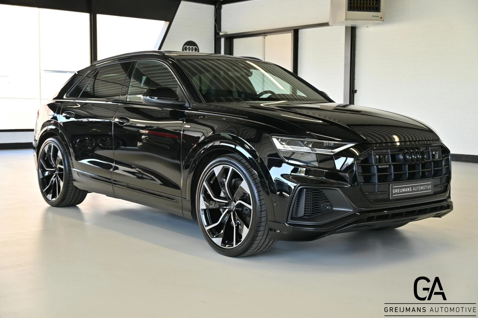 Hoofdafbeelding Audi Q8