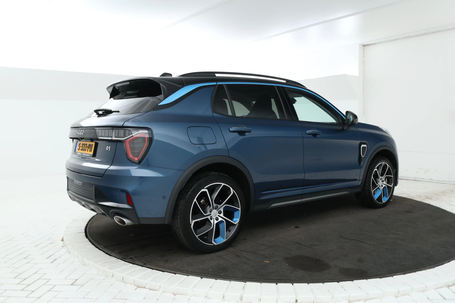 Hoofdafbeelding Lynk & Co 01